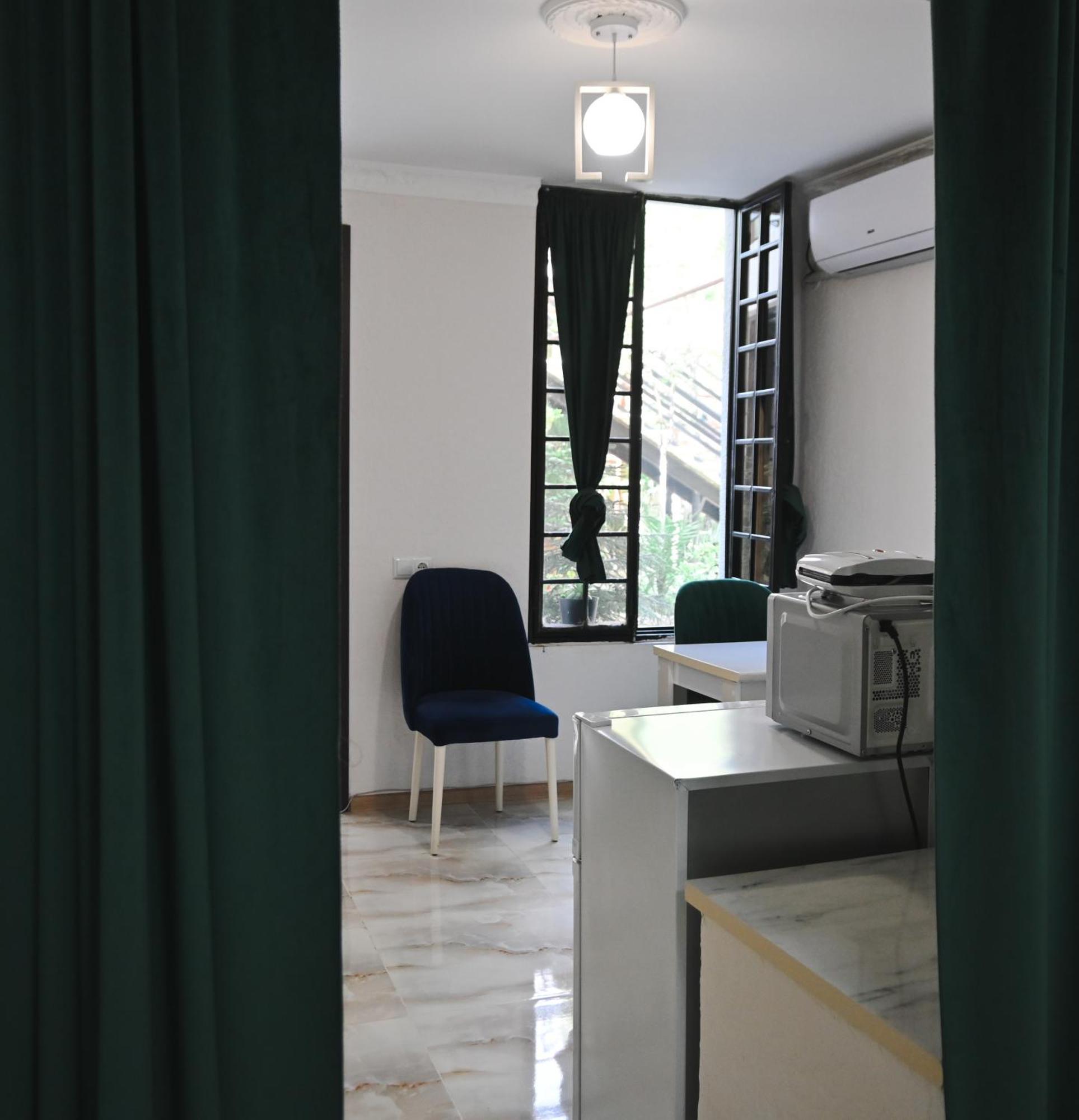 Jerusalem Merkaz Hotel Kutaisi Exterior photo